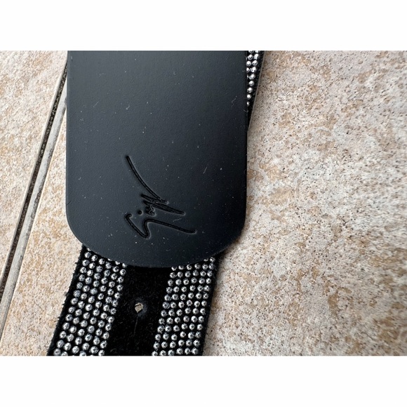 Giuseppe Zanotti studded leather belt silver w black buckle - Picture 7 of 16